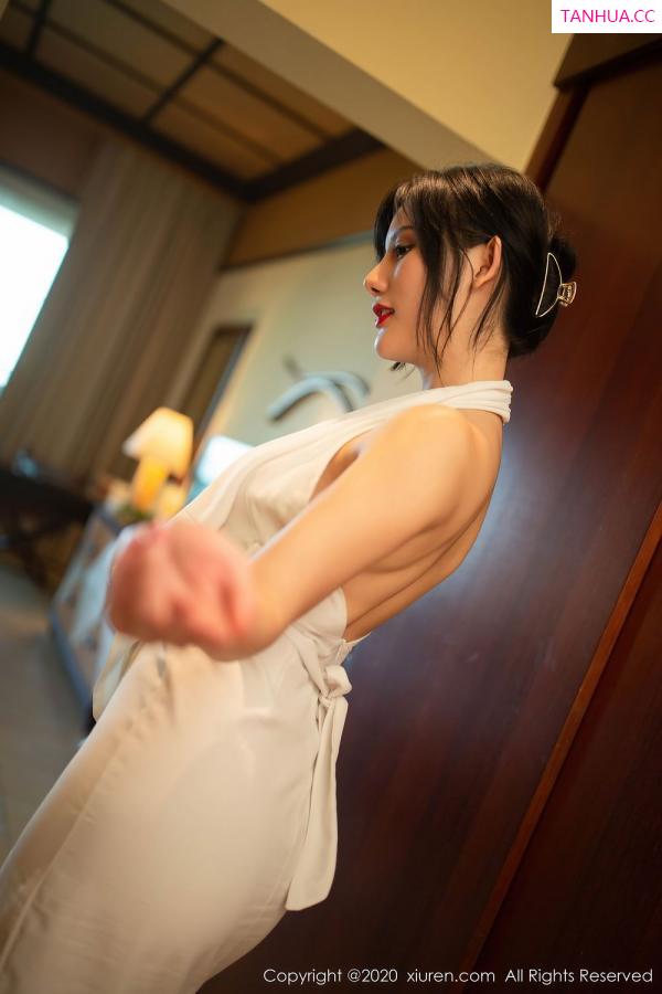 就是阿朱啊  [XiuRen]高清写真图 2020.07.30 No.2389 就是阿朱啊第17张图片